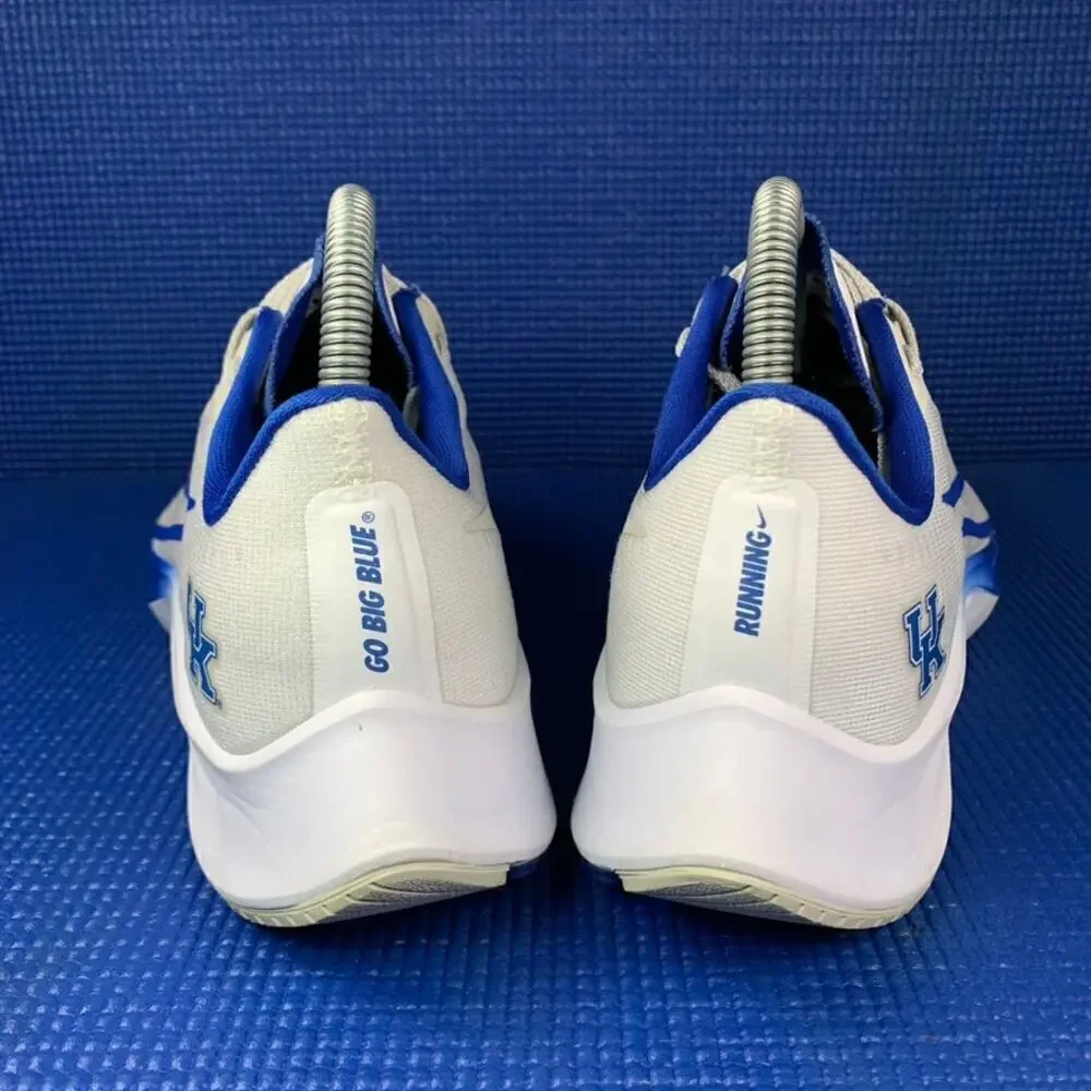 NIKE ZOOM PEGASUS 37 KENTUCKY WILDCATS Men`s Size 7 White Blue Shoes C75382-100